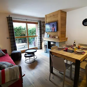 pic-janvier.hotels-rhonealpes.com/
